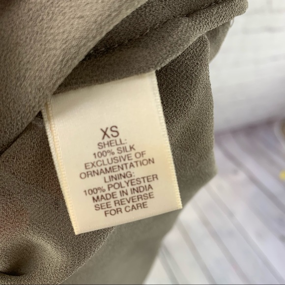 Arden B. 100% Silk Art Deco Sequin Tunic Tank - Picture 6 of 7